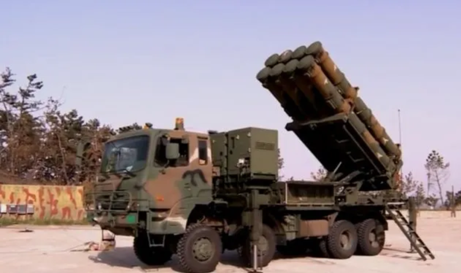 Transporter-erector-launcher (TEL) vehicle for U.S. Patriot SAM system