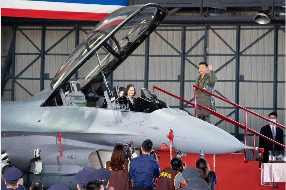 Taiwan Inducts Most Advanced F-16V Fighter Jets At A Ceremony – Global ...